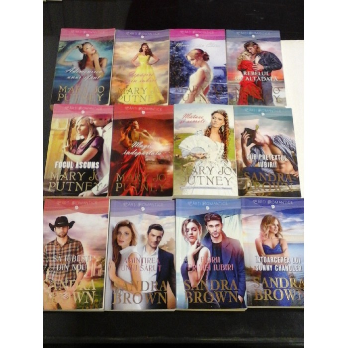 12 romane:  5  de SANDRA  BROWN si 7 de  MARY  JO  PUTNEY (din colectia "Carti romantice") 